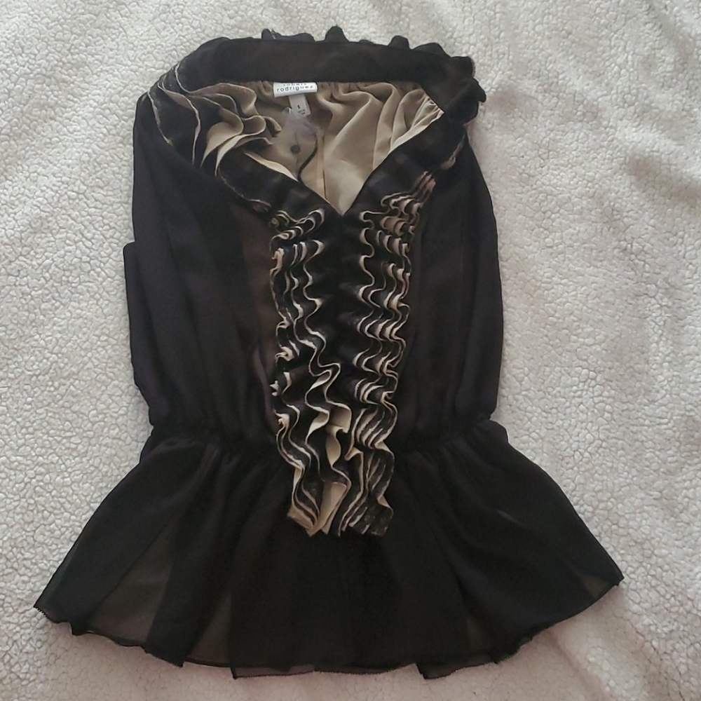 Top - Picture 1 of 2